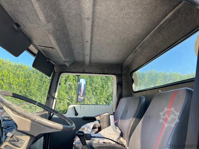Takelwagen NISSAN NISSAN M I L50 PER SOCCORSO STRADALE