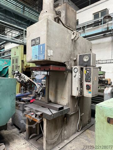 Prasa hydrauliczna VEB WEMA PYE 160 S/1M