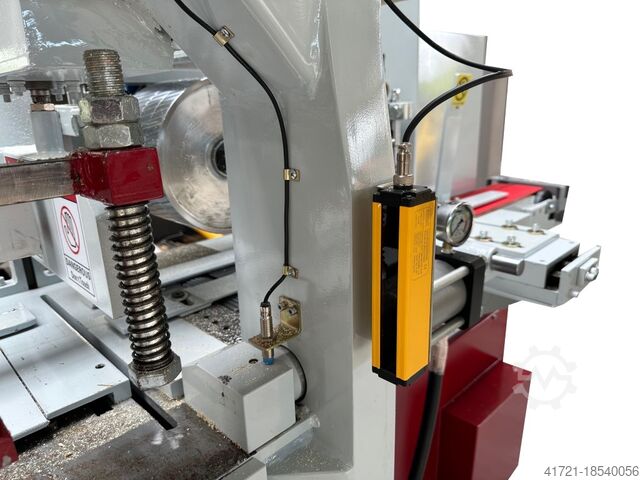 Extrusie pers WINTER MHB-1560 AUTOMATIK