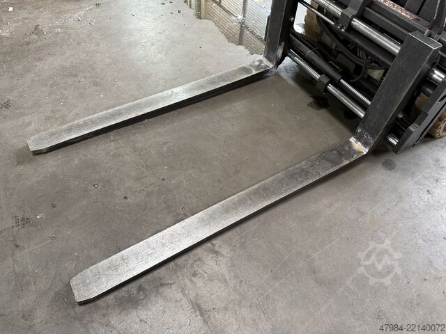 Heftruck LINDE E 30-01