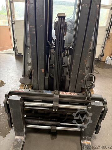 Heftruck LINDE E 30-01