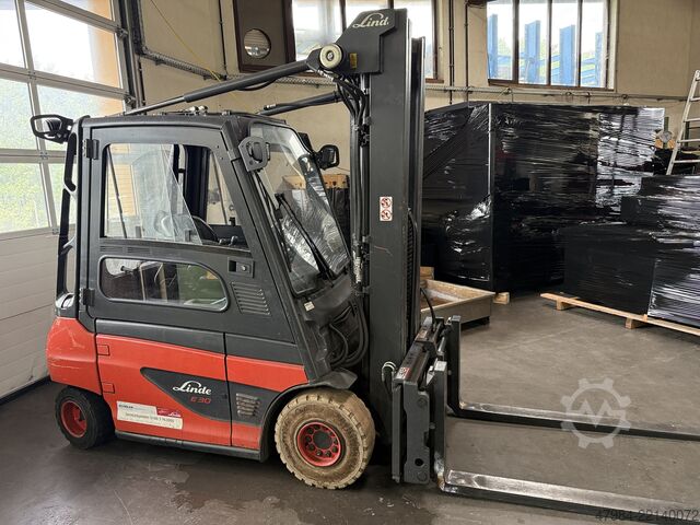 Heftruck LINDE E 30-01