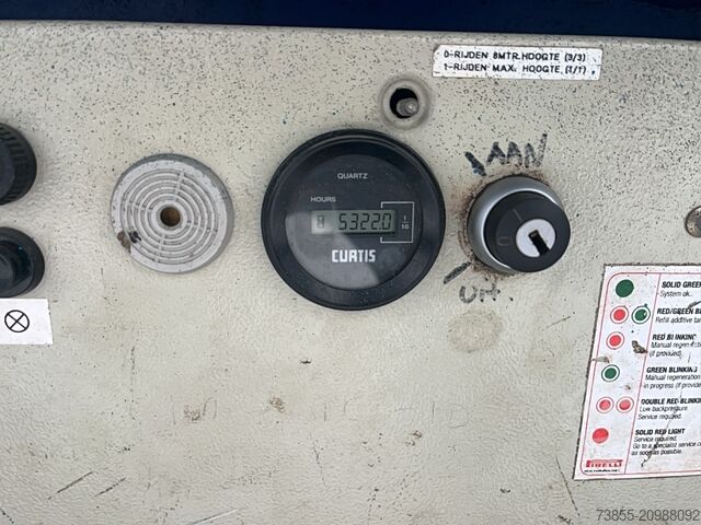 Tavolo elevatore a forbice Holland-Lift B195-DL25 (21m)