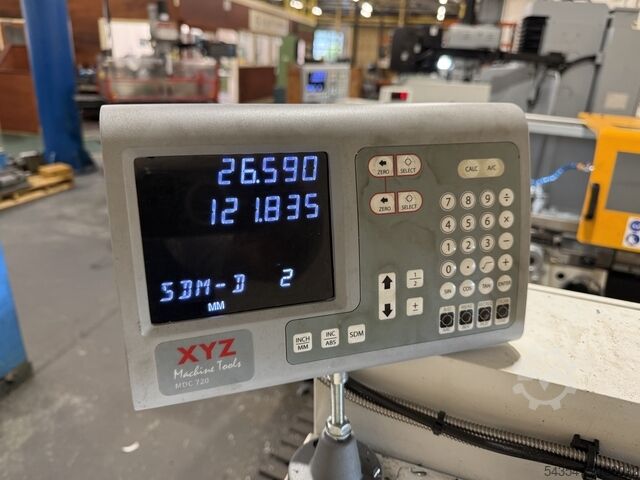 Handbediende vlakbed-draaibank met gap-bed XYZ 1530VS x 730mm