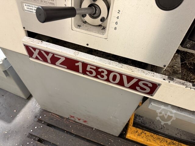 Handbediende vlakbed-draaibank met gap-bed XYZ 1530VS x 730mm