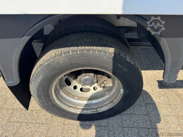 Resväska Mercedes-Benz Sprinter 516 **3500KG-BELGIAN ORIGINE**