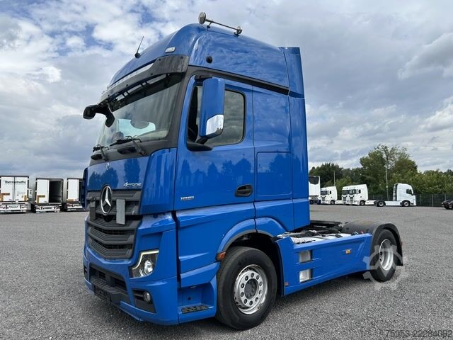 Standaard trekker Mercedes Benz 1851 LS Actros Gigaspace Retarder Standklima