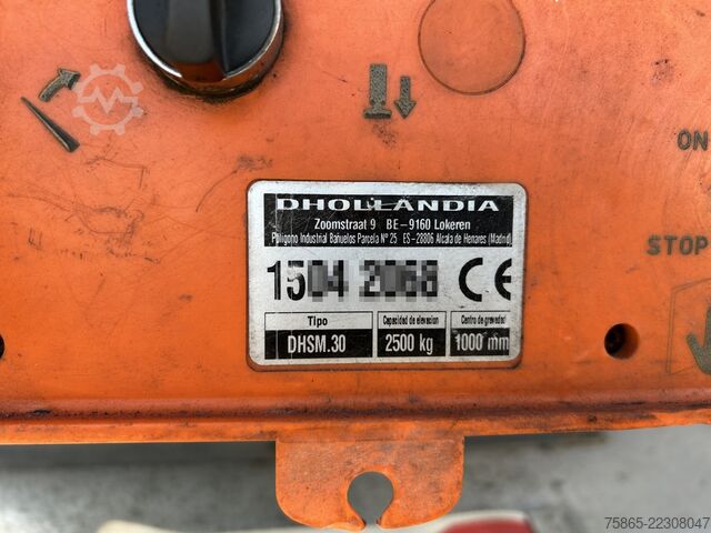 Gekoeld/bevroren transport SOR Iberica SOR-S3E / Carrier Vector 1550 / Kuhl Koffer / L...