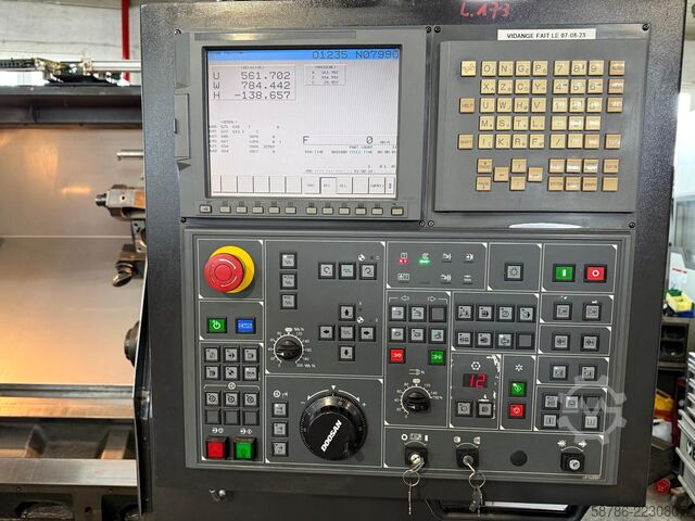 Tokarka CNC DOOSAN Puma 400MB