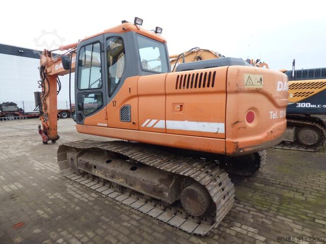 Hidrolik paletli ekskavatör DOOSAN DX180LC