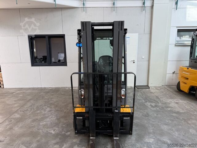Elektrische vorkheftruck met 4 wielen Jungheinrich EFG 320 / 5425 Std.