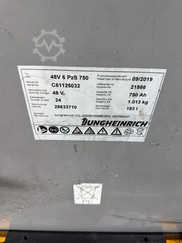 Elektrische vorkheftruck met 4 wielen Jungheinrich EFG 320 / 5425 Std.