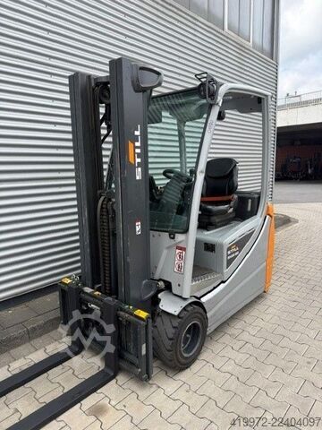 Elektrisk trehjulsgaffeltruck Still RX20-20   1879 Stunden!!