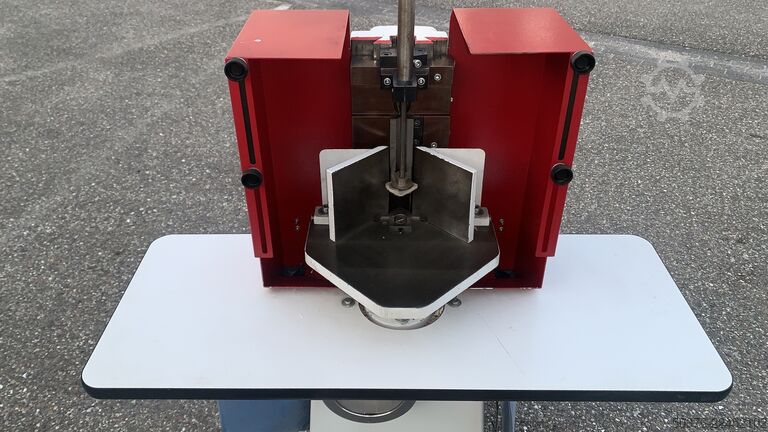 Elektrische Rondhoek machine Karl Tranklein TK 100