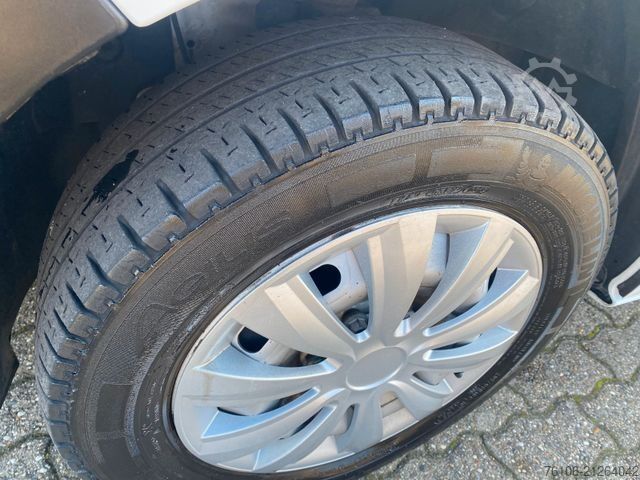 Panel van OPEL Vivaro B Kastenwagen L1H1  2,7t*Ahk*90 tkm *