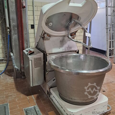 Miesiarka spiralna WP UC 80
