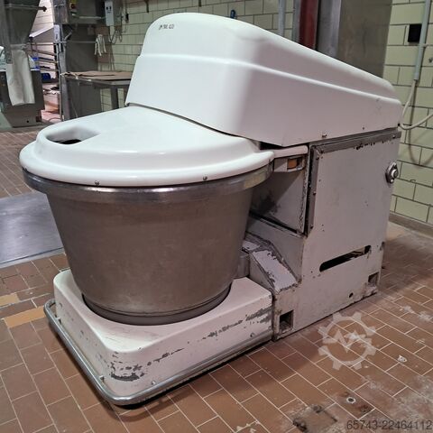 Miesiarka spiralna WP UC 80