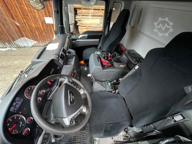 Vrachtauto met open laadbak MAN TGS 26.440 6x4H-2BL Euro 4 Hydrorive Bj 2009