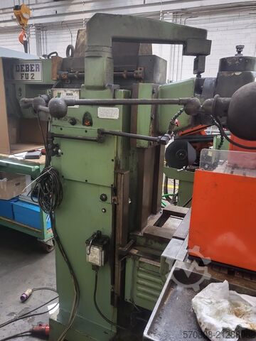 Milling machine DEBER model FU 2 ISO 40 DEBER FU 2