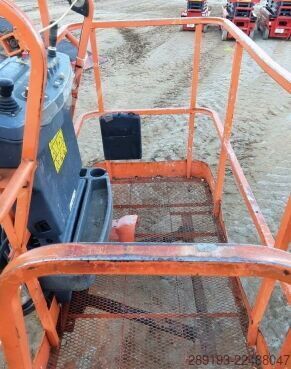 Teleskopowa podest roboczy JLG 660 SJ Diesel 22,31 m
