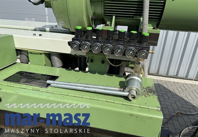 Four-sided planer with 8 heads WEINIG Hydromat 22 AL z podajnikiem