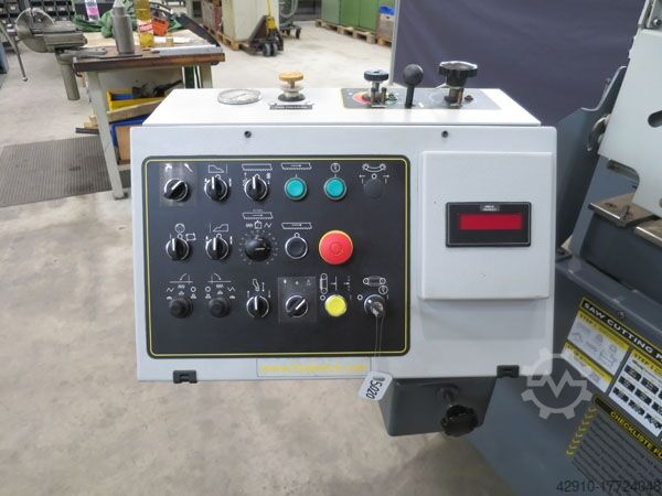 Vertikale Bandsäge HYD MECH V18 II