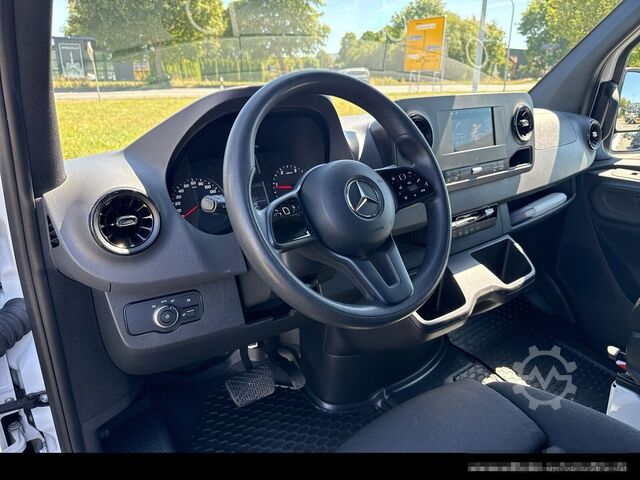 Bestelwagen MERCEDES-BENZ Sprinter 319 4x4/SCHWINGSITZ/KAMERA/AHK3,50TO