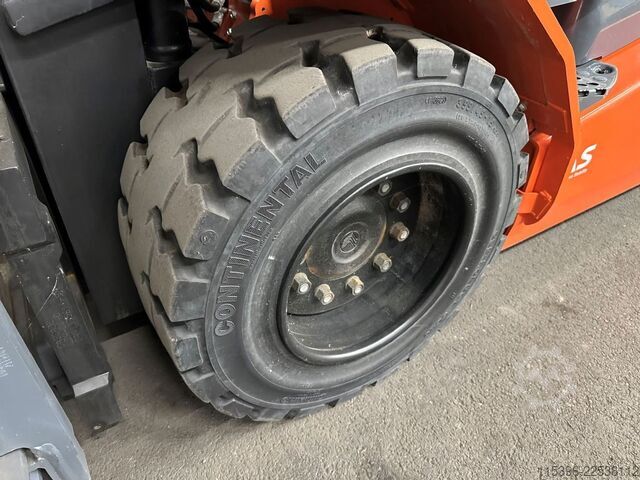  Toyota 8FBMT50 - TRIPLEX 6,5 m - NEUWERTIG !!!