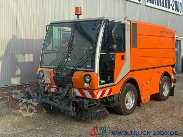 Veegmachine Bucher Bucher CityCat 5000 3Besen HD Reiniger mit Lanze