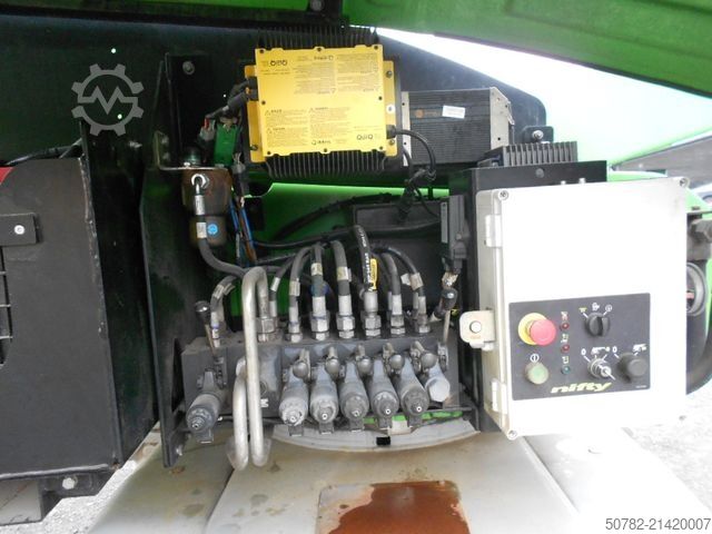 Werkplatform NIFTYLIFT Niftylift HR28 Hybrid , 4x4 , 28