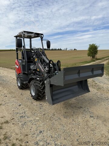 Rakodógép Kingway FARMER 906