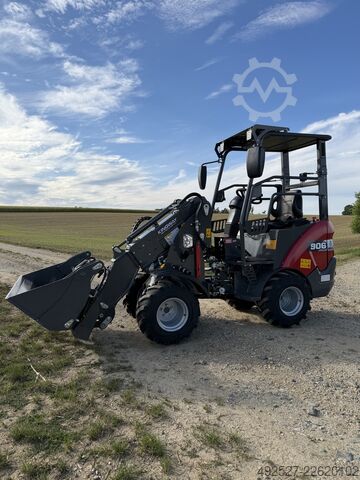 Manipulador telescópico FARMER 906T Kingway FARMER 906T