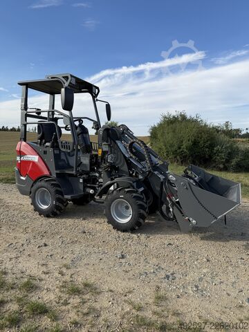 Manipulador telescópico FARMER 906T Kingway FARMER 906T