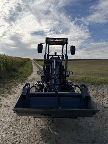 Manipulador telescópico FARMER 906T Kingway FARMER 906T