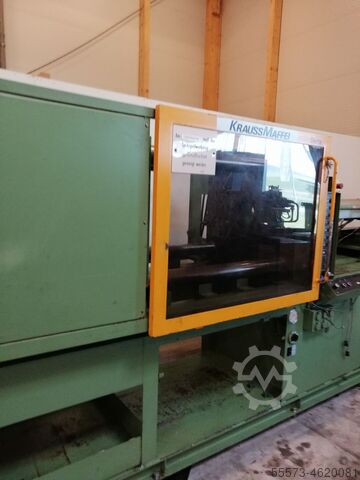 Maszyna do formowania wtryskowego KraussMaffei 