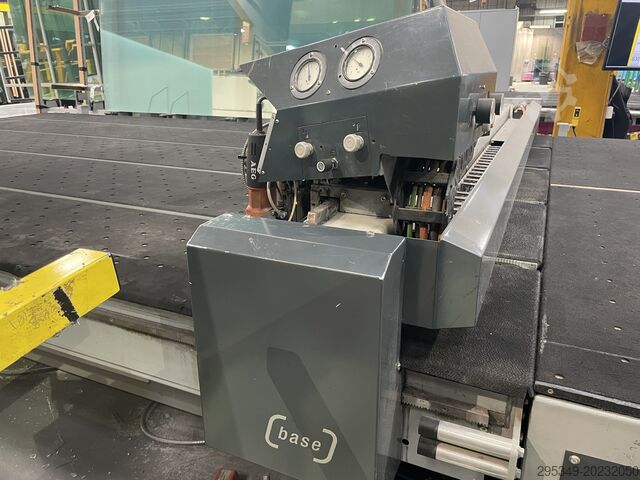 Lijn voor vormsnijden van vlakglas LISEC baseCUT-37/26 + BASE TABLE BREAK