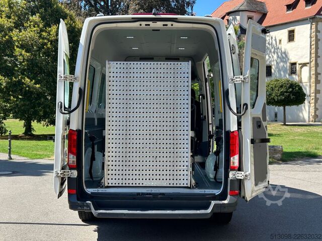 Miniautocarro VW CRAFTER 6 SITZER KLIMAAUTO. ACC NAVI KAMERA PDC