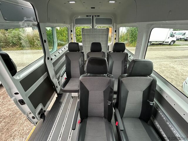 Miniautocarro VW CRAFTER 8 SITZER KLIMAAUTO. ACC NAVI KAMERA PDC