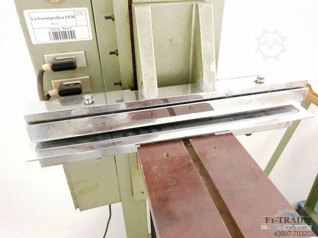 Machine voor voegwerk La Fornigrafica FEM