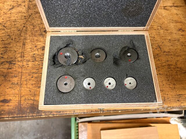 Arbetsbänk med innehåll GÖDDE nan