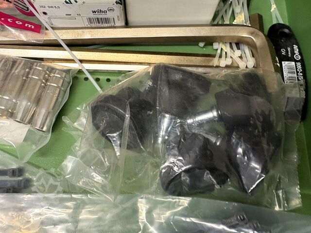 Arbetsbänk med innehåll GÖDDE nan