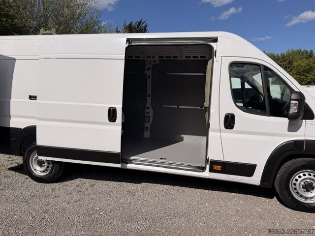 Furgão de caixa alta e longa distância entre eixos Peugeot Boxer Kasten 435 L4H2  180 AUT/NAvi/PDC