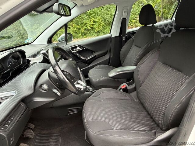 Skåpbil PEUGEOT 208 1.6 Active BlueHDi 100 STOP & START