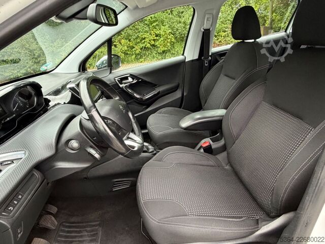 Skåpbil PEUGEOT 208 1.6 Active BlueHDi 100 STOP & START