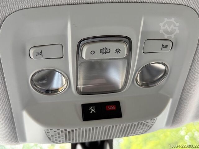 Skåpbil PEUGEOT 208 1.6 Active BlueHDi 100 STOP & START