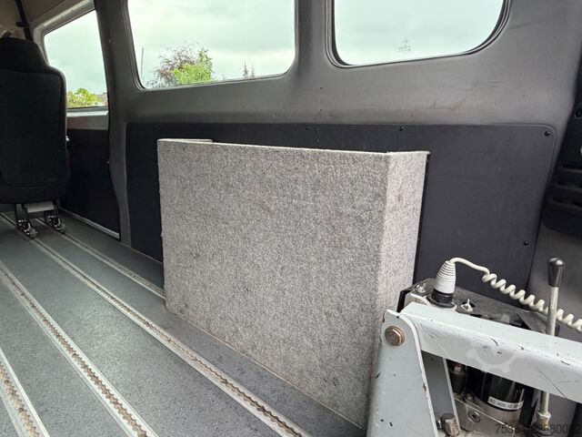 Minibuss FIAT Ducato 2.3 Multijet Maxi 5 Sitze Rollstullift