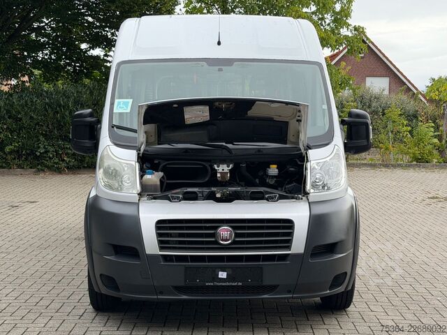 Minibuss FIAT Ducato 2.3 Multijet Maxi 5 Sitze Rollstullift