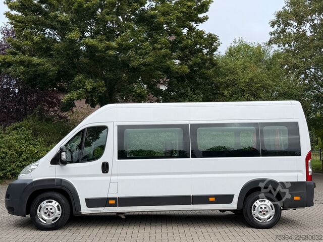 Minibuss FIAT Ducato 2.3 Multijet Maxi 5 Sitze Rollstullift