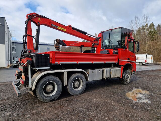 Truck with crane Mercedes-Benz Arocs 3552