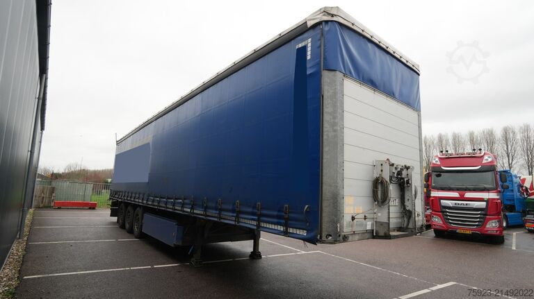 Csúszó ponyvák Schmitz 3 AXLE CURTAINSIDE TRAILER